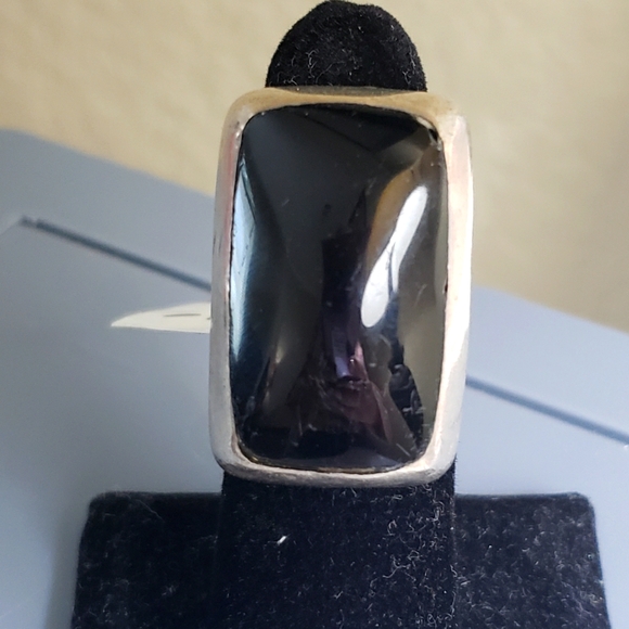 Sterling Silver Ring With Black Onyx - Picture 1 of 4